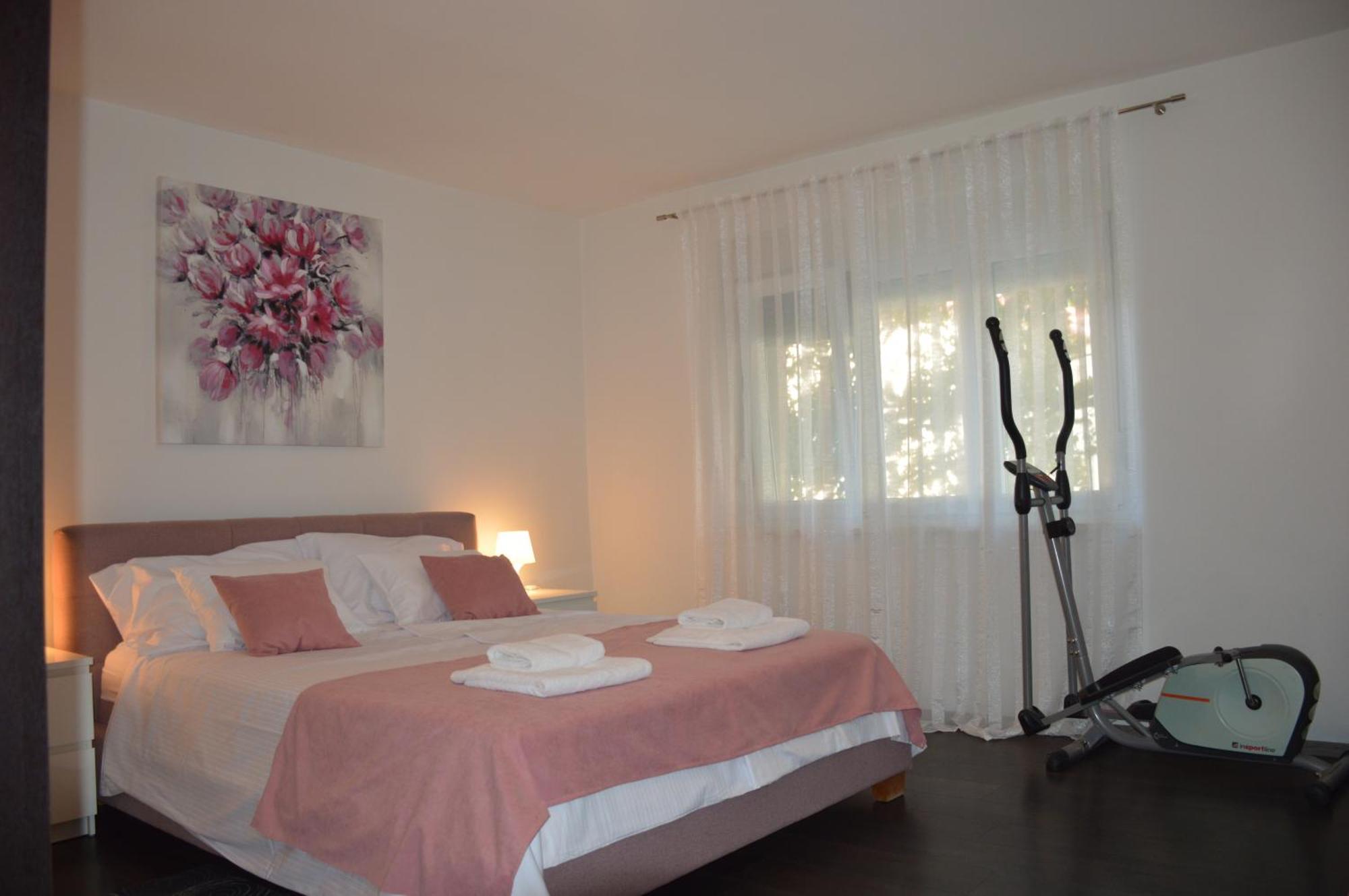 Toni Apartment *