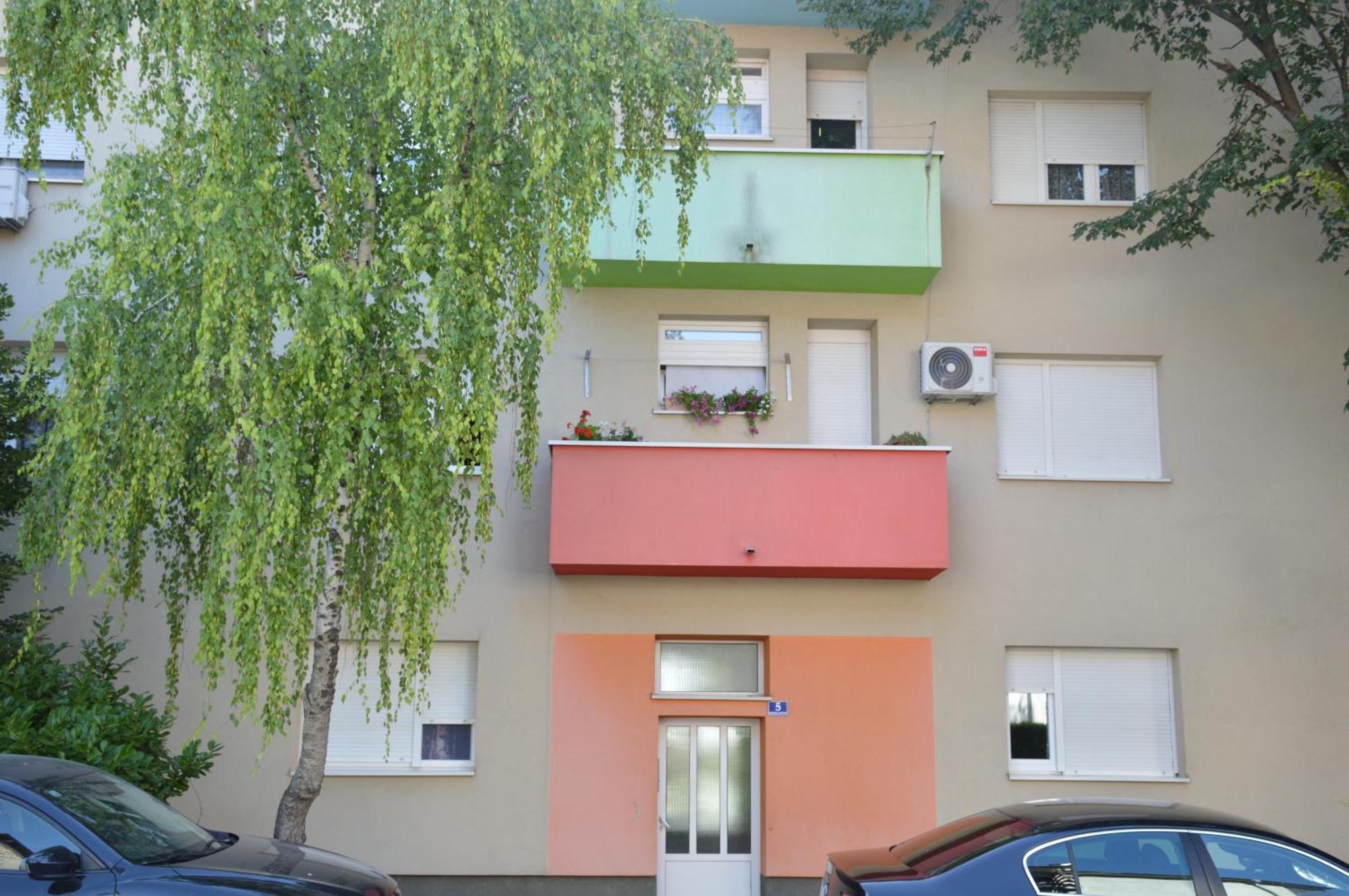 Toni Apartment